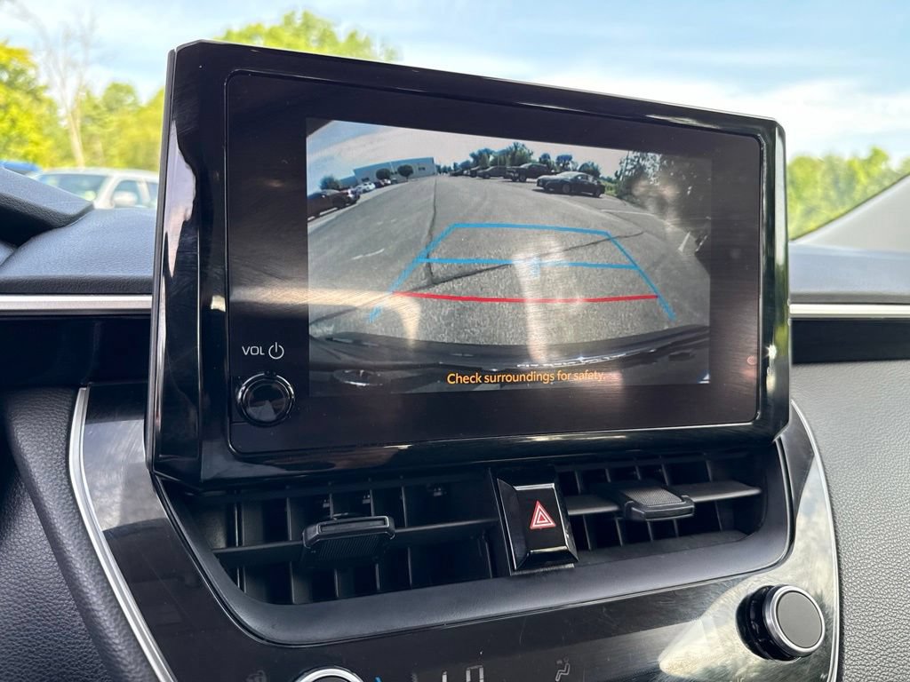 Used 2024 Toyota Corolla LE FWD image 33