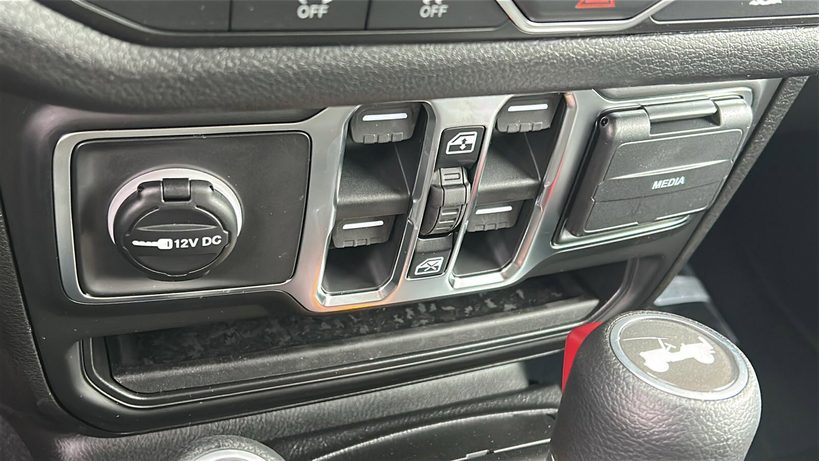 New 2026 Jeep Wrangler Unlimited Sport AWD/4WD image 25