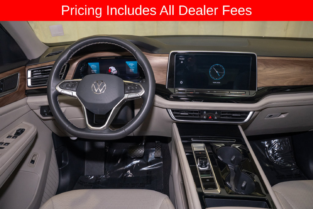 Used 2024 Volkswagen Atlas SE w/ Panoramic Sunroof Package AWD/4WD image 5