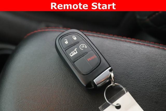 Used 2018 Jeep Cherokee Trailhawk w/ Quick Order Package 25L AWD/4WD image 3