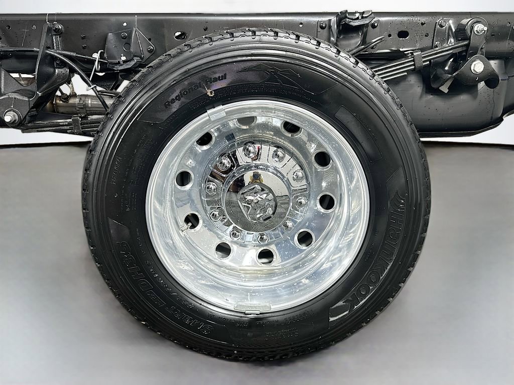 New 2026 RAM 5500 Tradesman w/ Chrome Appearance Group image 17