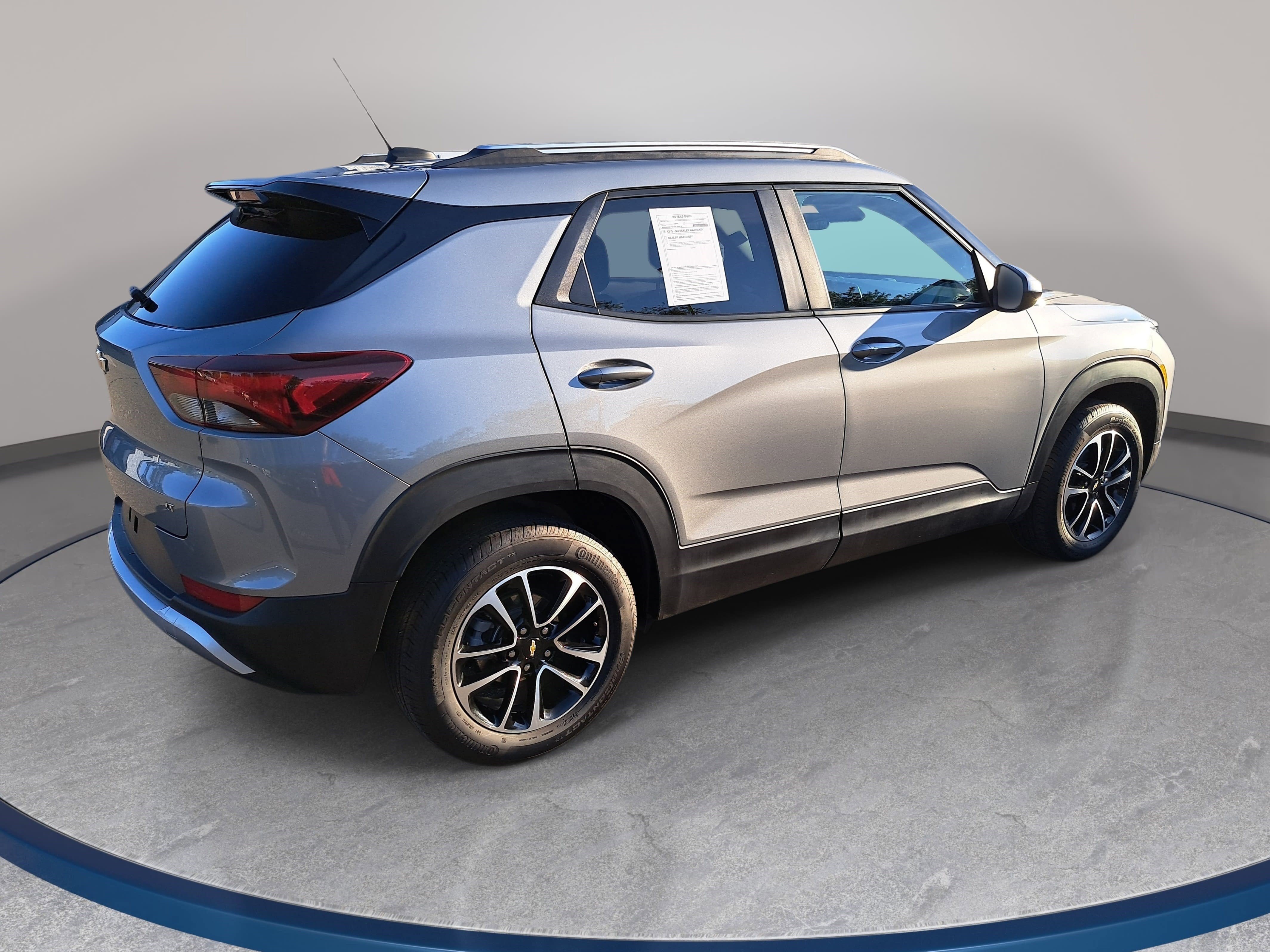 Used 2025 Chevrolet TrailBlazer LT AWD/4WD image 5
