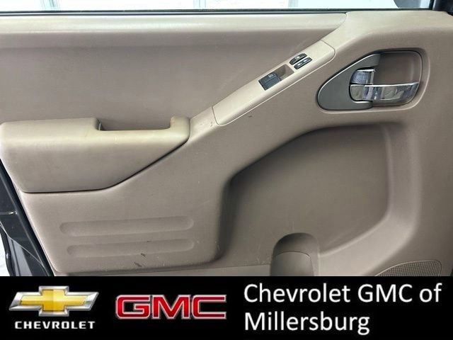 Used 2016 Nissan Frontier SV w/ SV Value Truck Package image 13