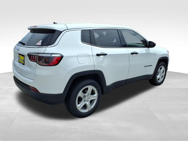 Used 2023 Jeep Compass Sport image 9