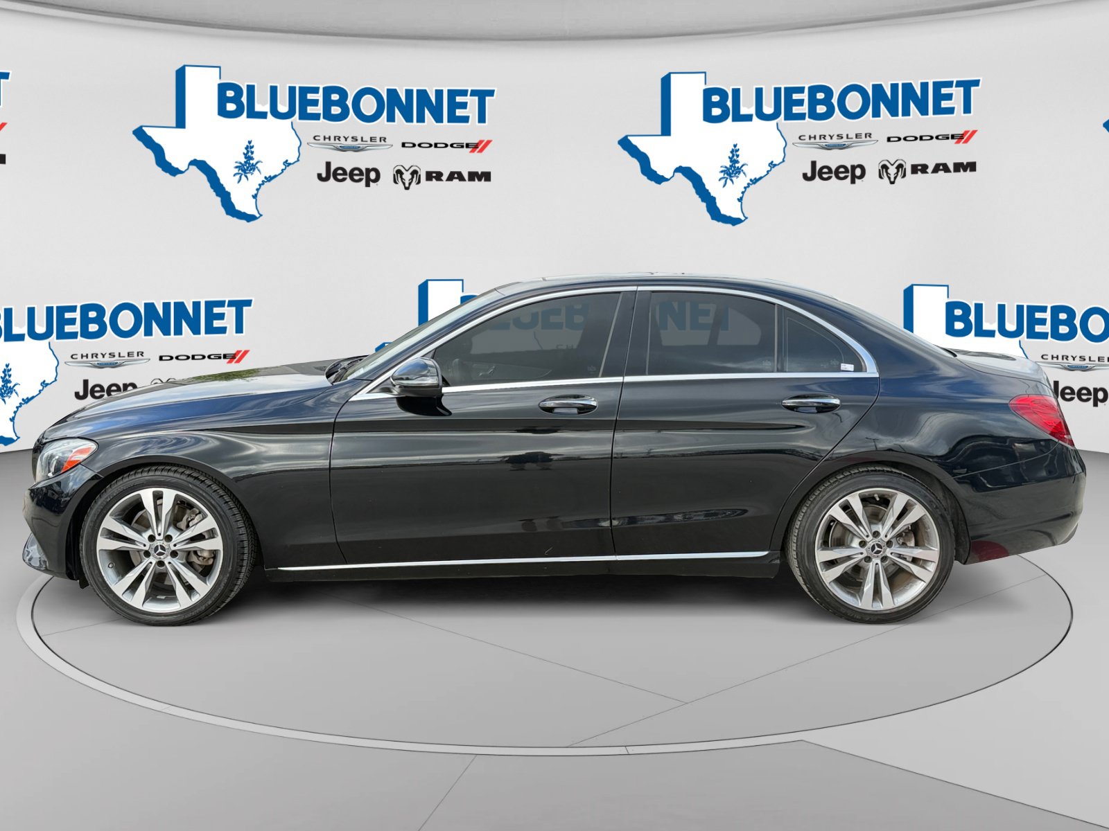 Used 2018 Mercedes-Benz C 300 Sedan image 8