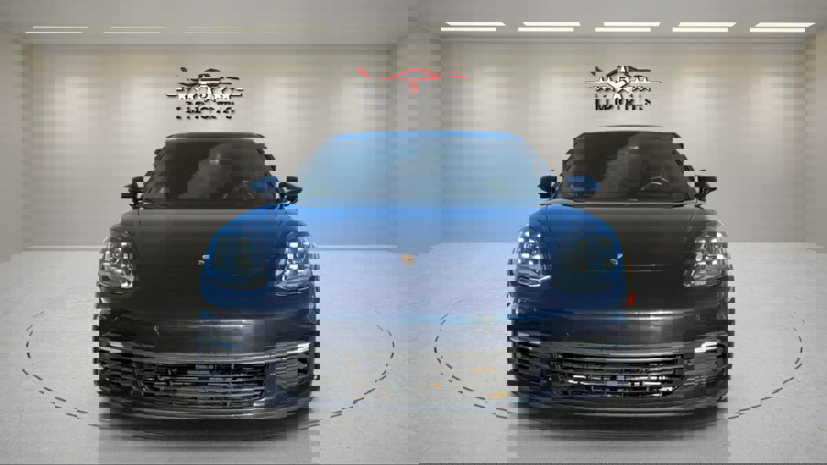 Used 2019 Porsche Panamera image 8
