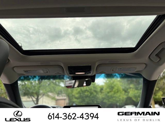 Used 2025 Lexus ES 350 w/ Premium Package FWD image 17