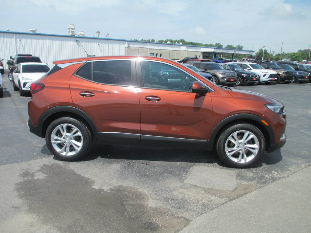 Certified 2020 Buick Encore GX Preferred w/ Cold Weather Comfort Package FWD image 4