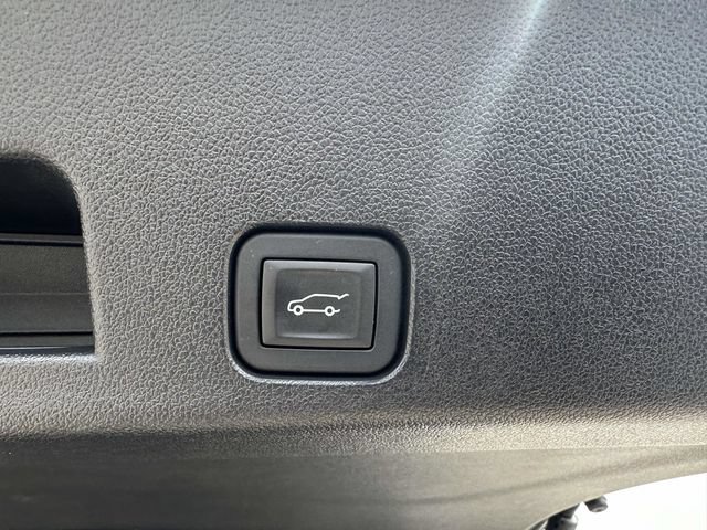 Certified 2024 Chevrolet Traverse Z71 w/ Enhanced Driving Package AWD/4WD image 23
