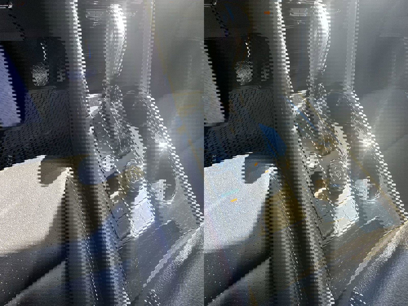 Used 2022 Volkswagen Atlas SEL image 16