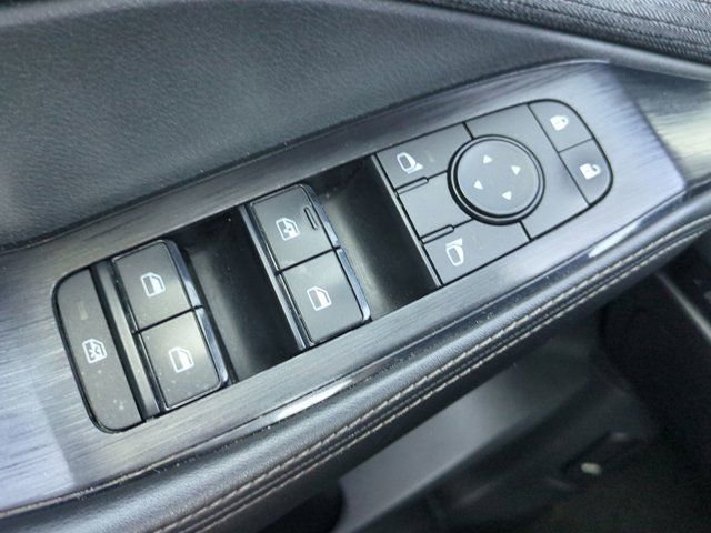 Used 2023 Nissan Rogue SV FWD image 23