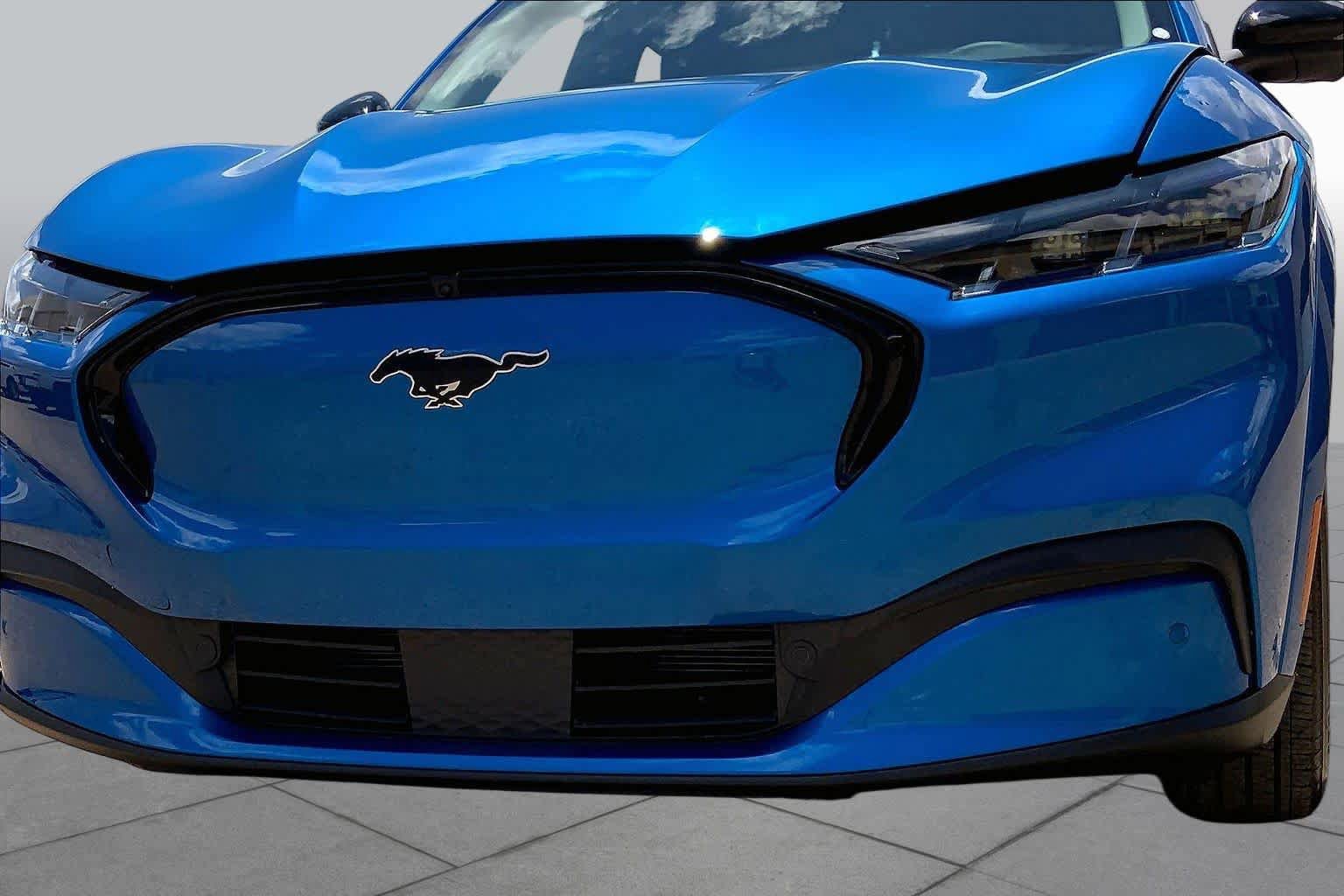 Certified 2025 Ford Mustang Mach-E Premium RWD image 29