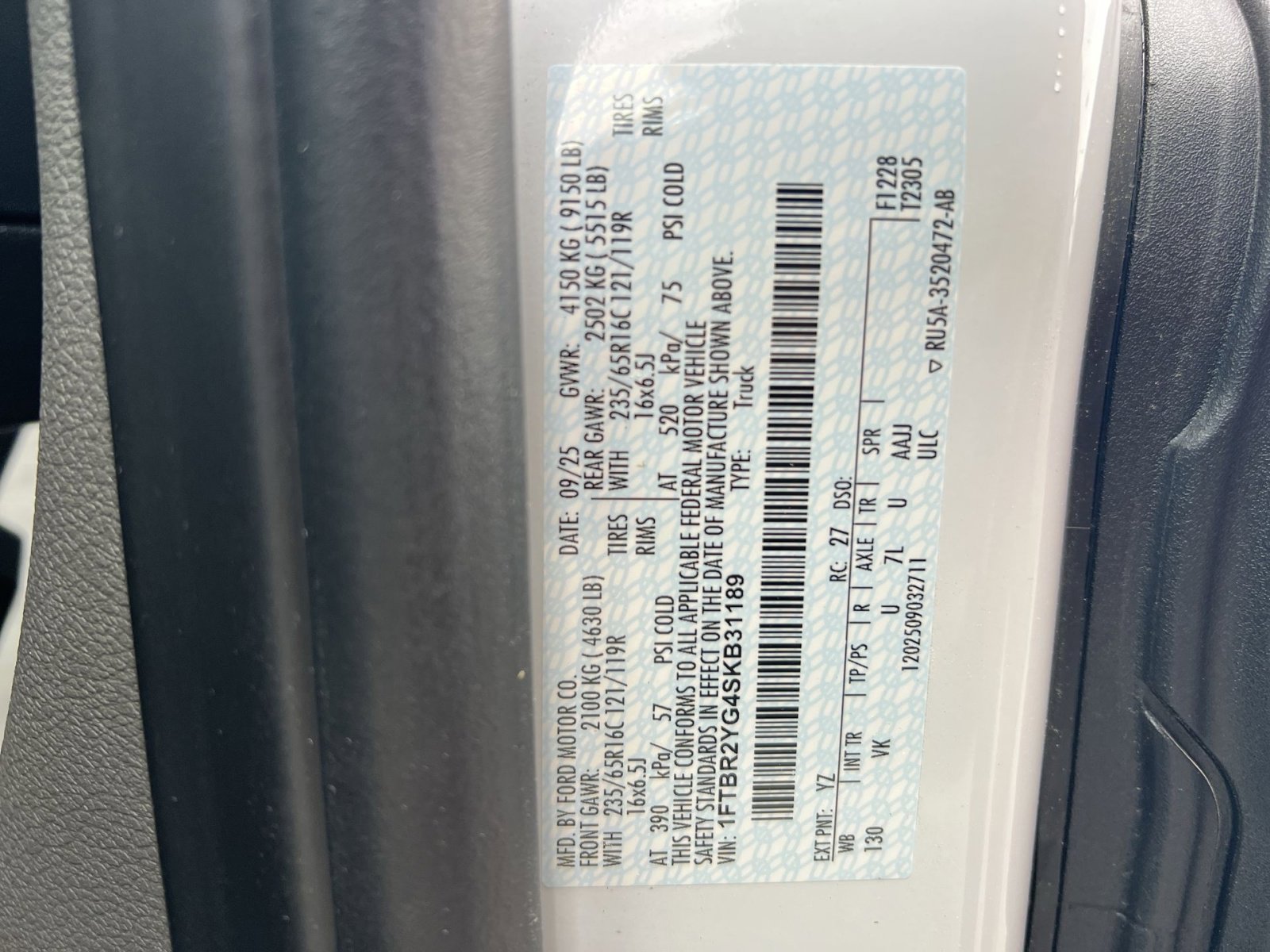 New 2025 Ford Transit 250 Low Roof AWD image 34