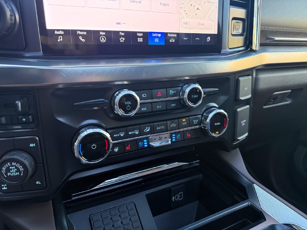 Used 2027 Ford F350 King Ranch w/ Tremor Off-Road Package AWD/4WD image 32