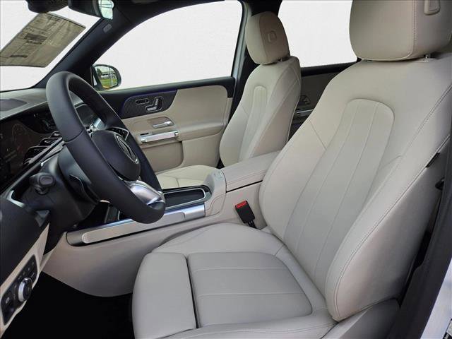 New 2026 Mercedes-Benz GLB 250 image 4