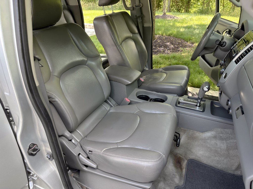 Used 2013 Nissan Frontier SV AWD/4WD image 27