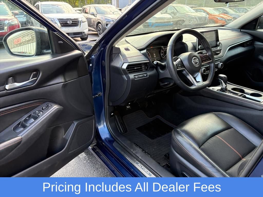 Used 2020 Nissan Altima 2.5 SR FWD image 16