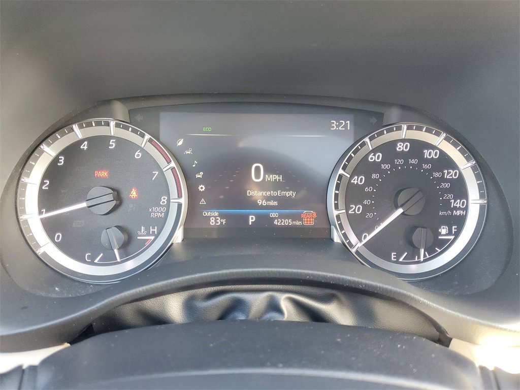 Used 2024 Toyota Highlander XLE image 25