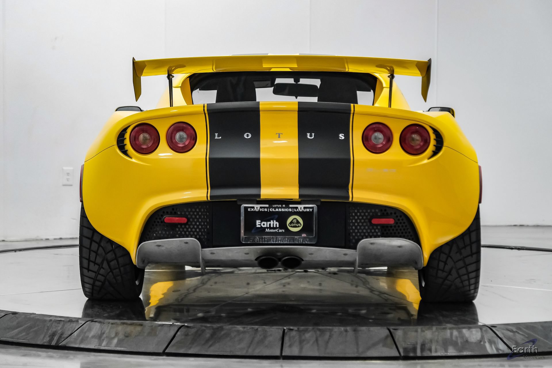 Used 2005 Lotus Elise RWD image 15