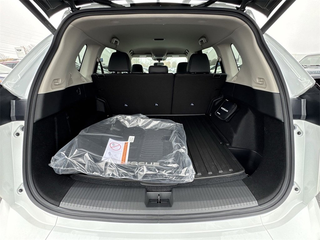 New 2026 Nissan Rogue SV image 22