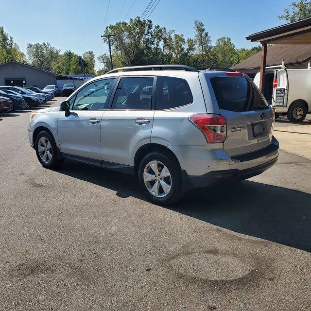 Used 2015 Subaru Forester 2.5i Premium w/ All-Weather Package image 4