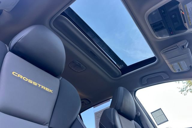Used 2022 Subaru Crosstrek 2.5i Sport w/ Moonroof Package image 18