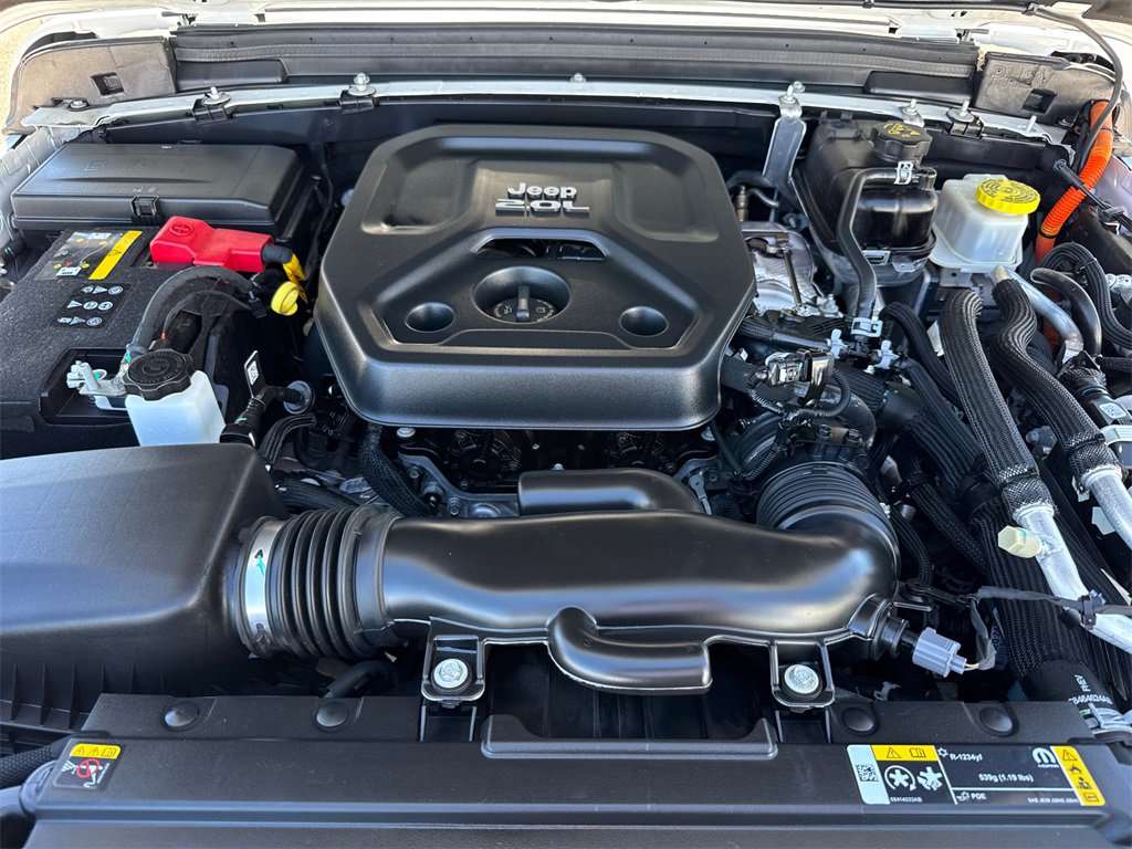 Certified 2022 Jeep Wrangler Unlimited Sahara w/ Cold Weather Group image 10