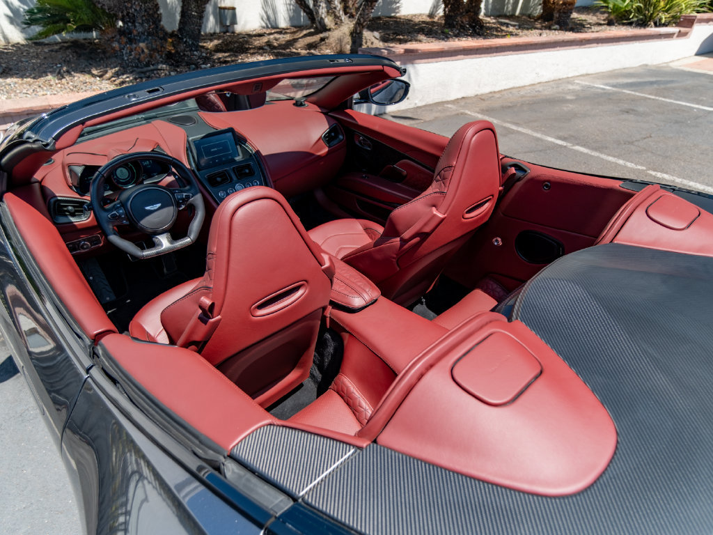 Used 2020 Aston Martin DBS Superleggera Volante RWD image 36