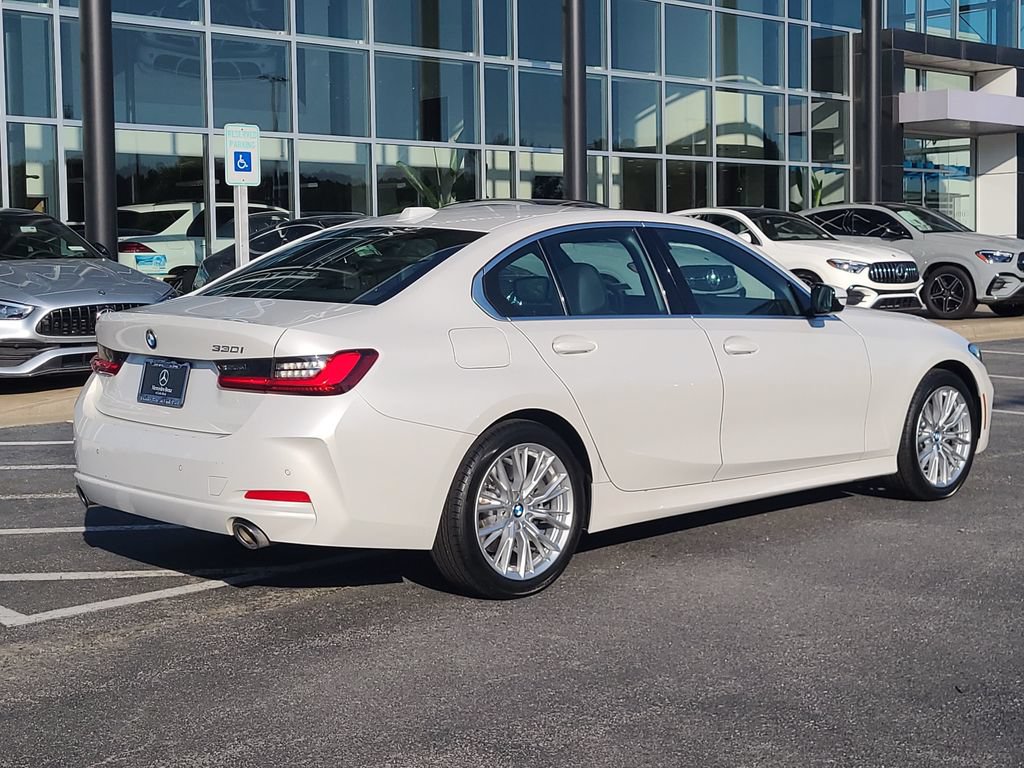 Used 2024 BMW 330i Sedan RWD image 3