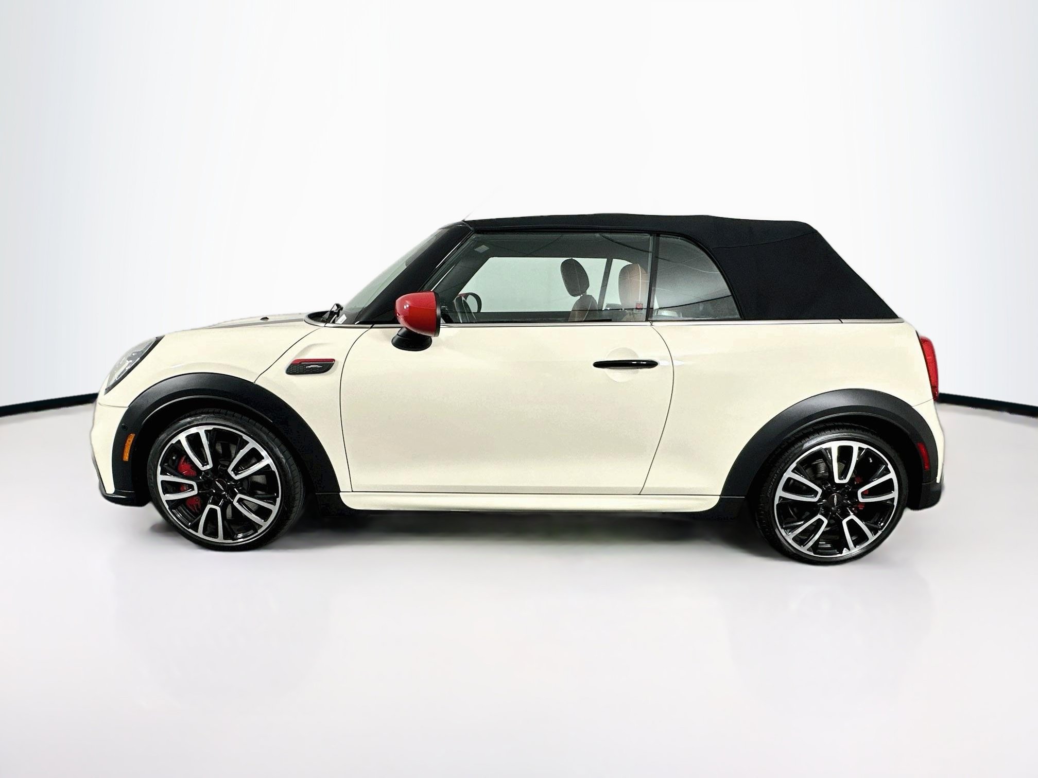Used 2022 MINI Cooper John Cooper Works w/ Driver Assistance Package FWD image 4