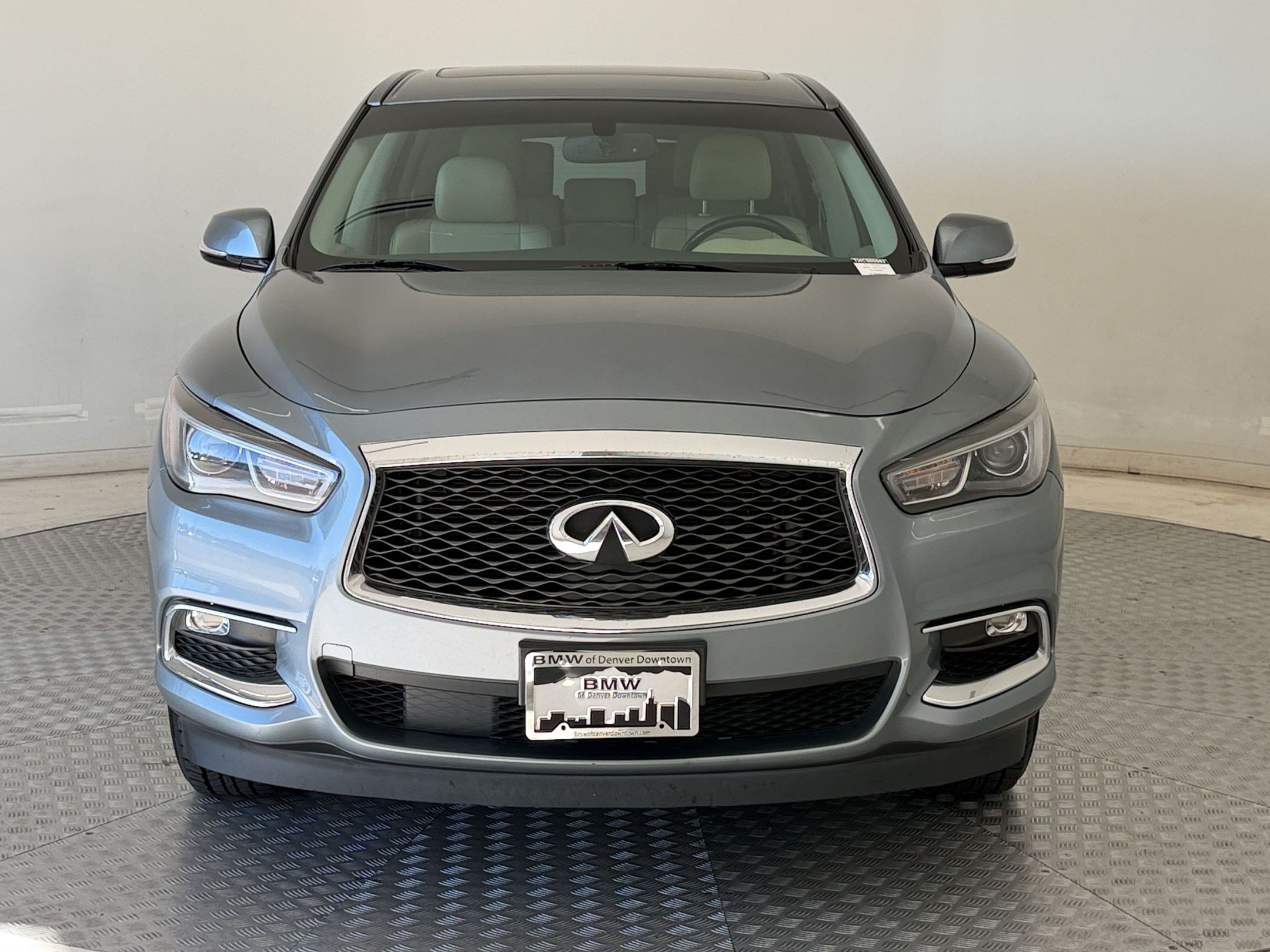 Used 2017 INFINITI QX60 Luxe AWD/4WD image 6