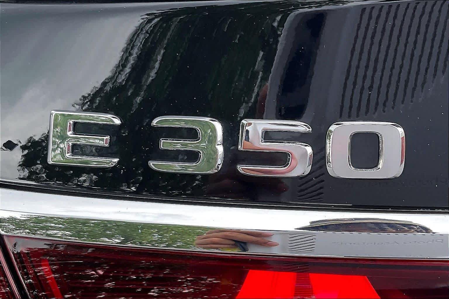 Used 2025 Mercedes-Benz E 350 4MATIC Sedan image 32