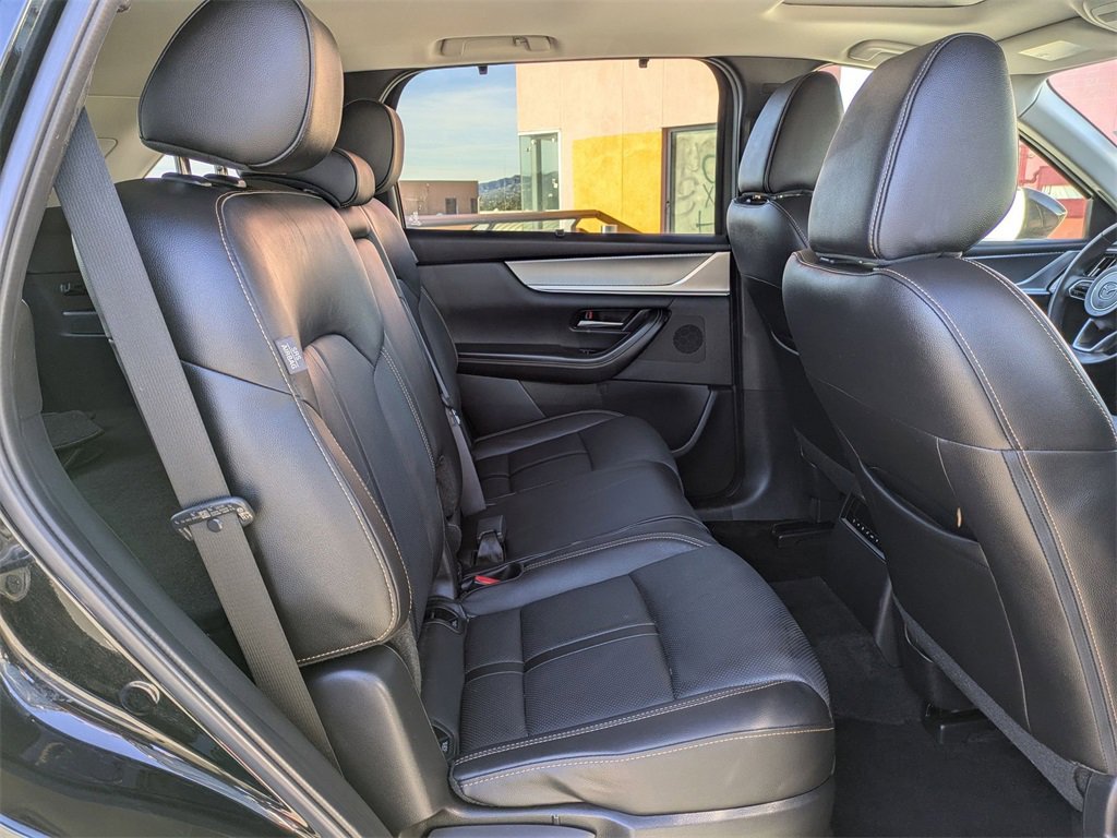 Used 2025 MAZDA CX-70 3.3 Turbo w/ Preferred Package image 31