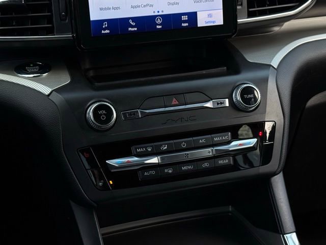 Used 2020 Ford Explorer XLT w/ Equipment Group 202A image 30