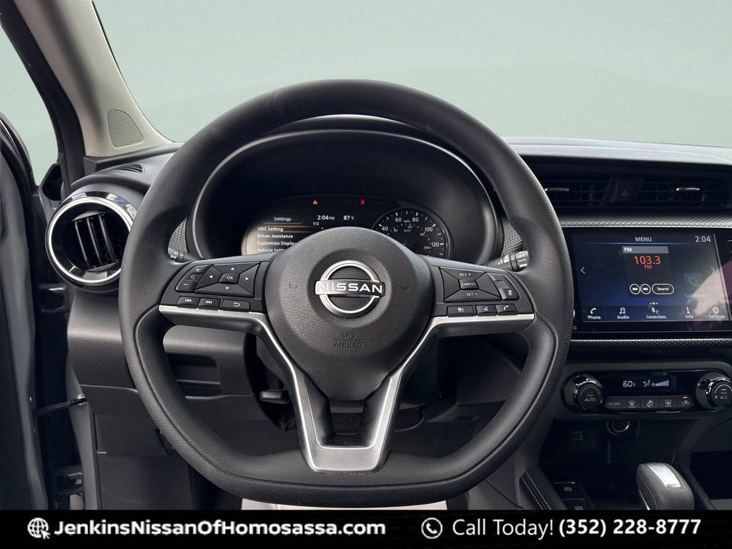Certified 2022 Nissan Kicks SV image 40