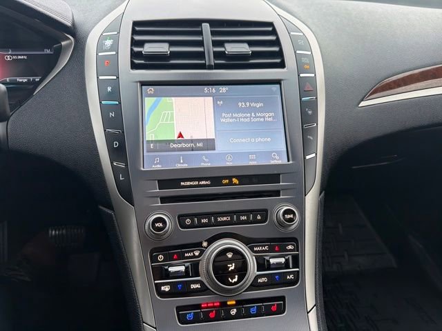 Used 2019 Lincoln MKZ Reserve image 21