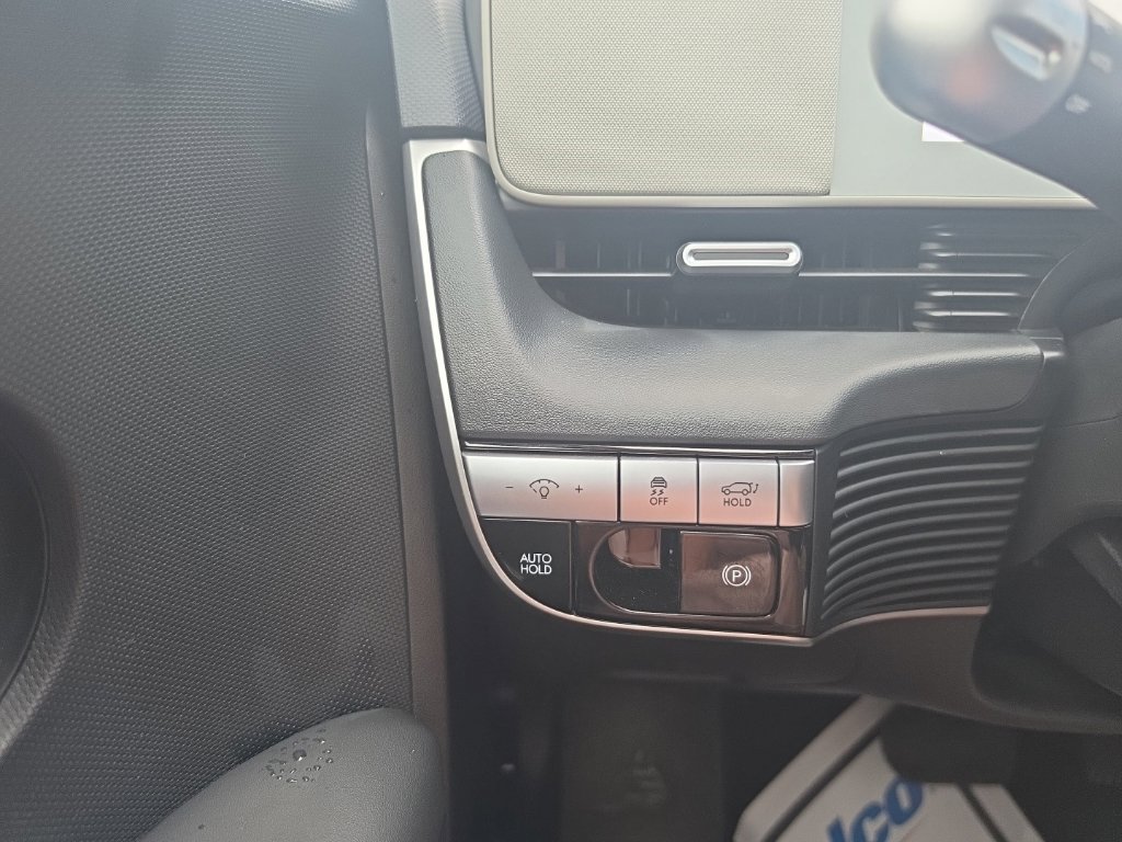 Used 2024 Hyundai Ioniq 5 SEL AWD/4WD image 26
