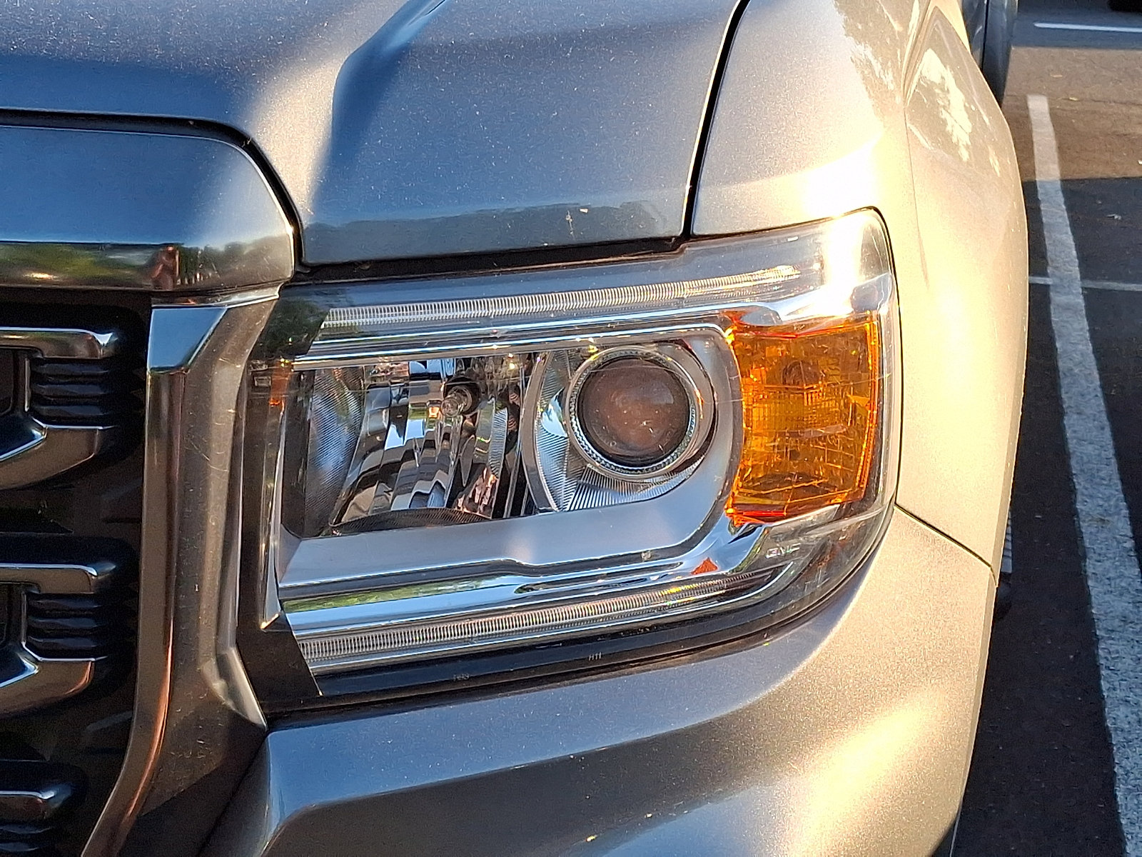 Used 2022 GMC Canyon AT4 AWD/4WD image 9