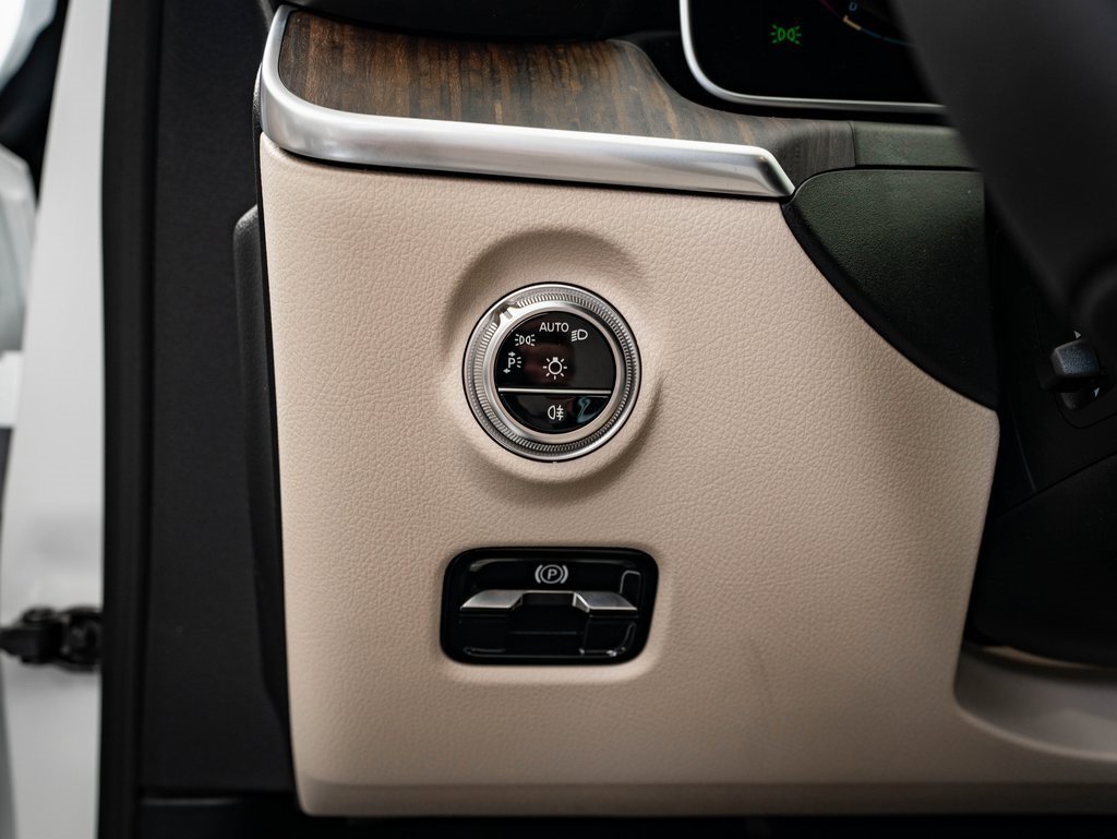 New 2026 Mercedes-Benz C 300 C 300 image 43