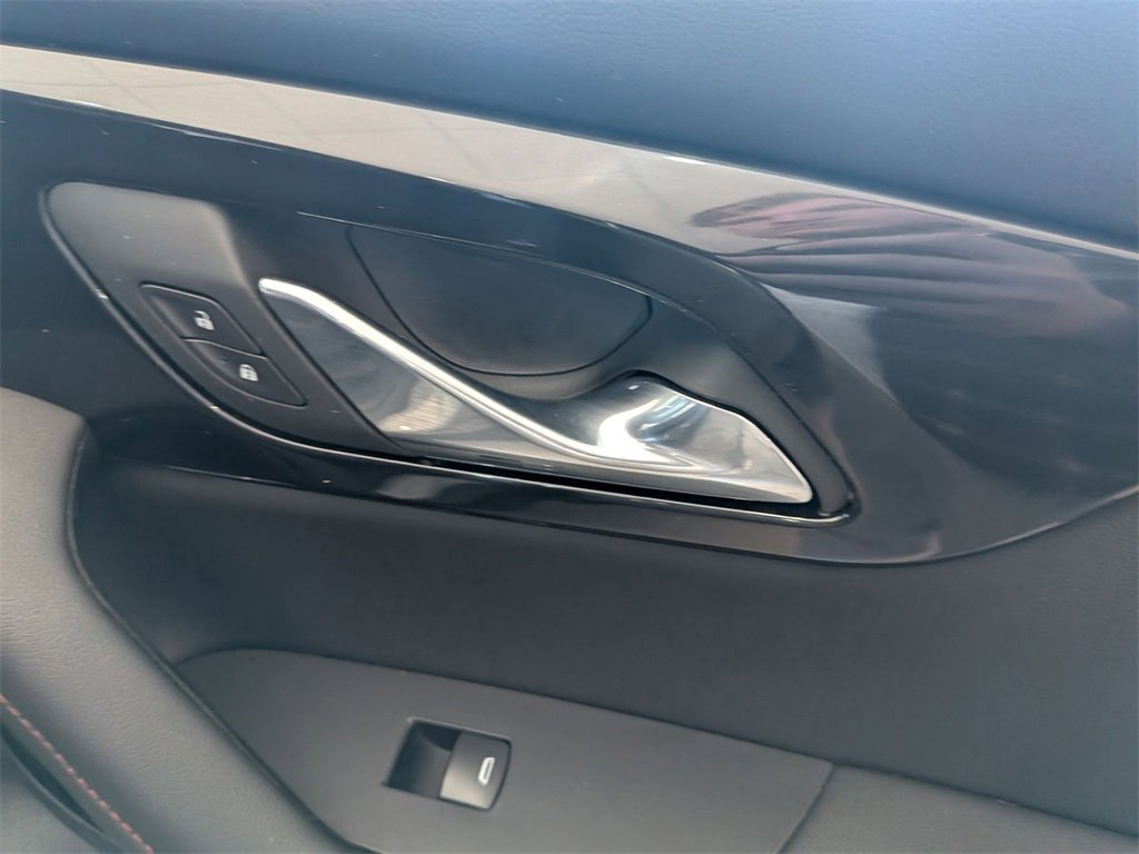 Used 2025 Chevrolet Blazer RS image 30