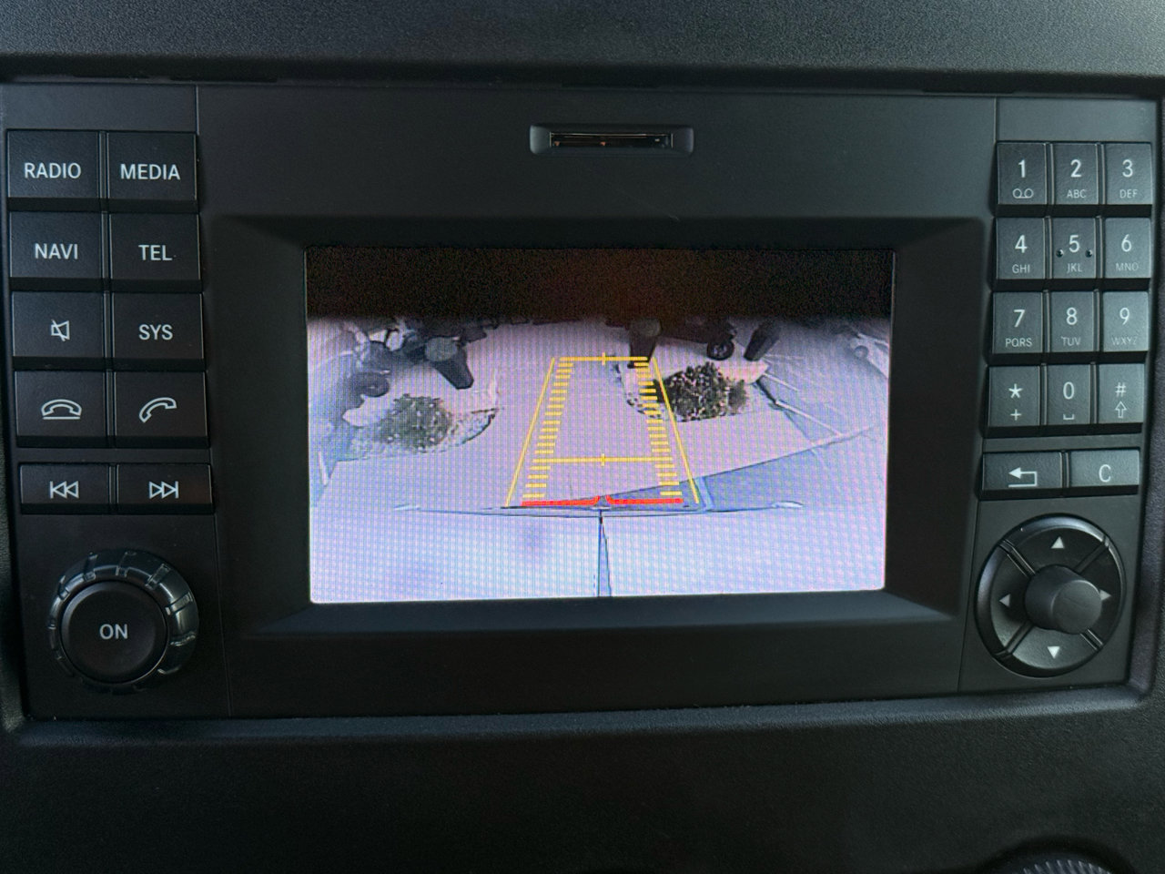 Used 2018 Mercedes-Benz Sprinter 2500 image 19