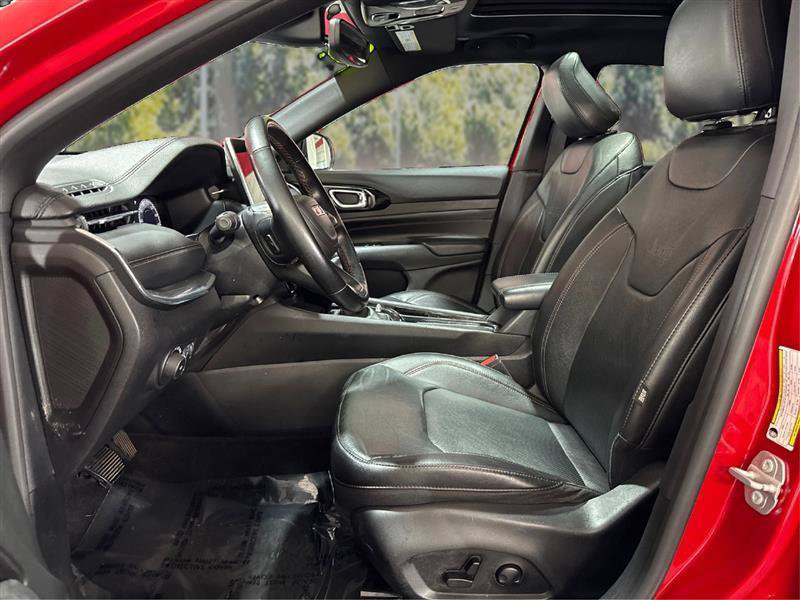 Used 2022 Jeep Compass Limited w/ (RED) Package AWD/4WD image 9