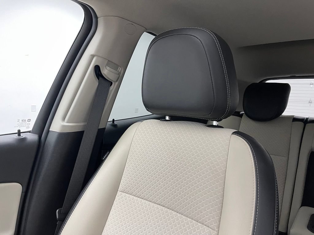 Used 2019 Buick Encore Preferred FWD image 39