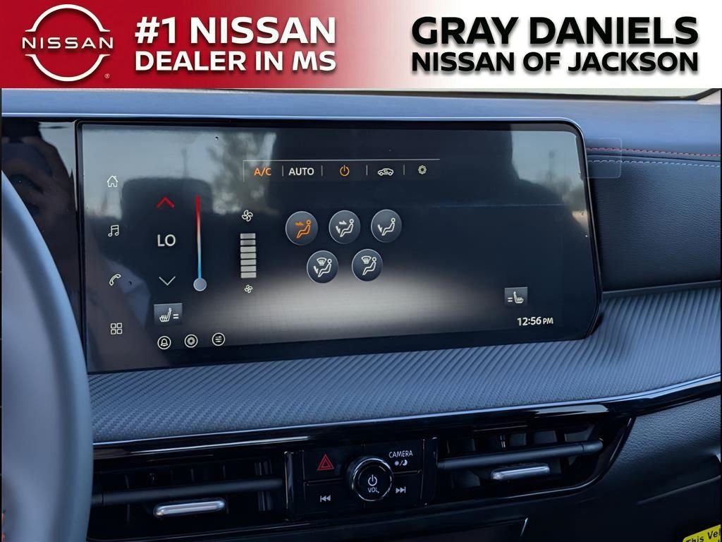 New 2026 Nissan Kicks SR w/ Cold Weather Package image 12