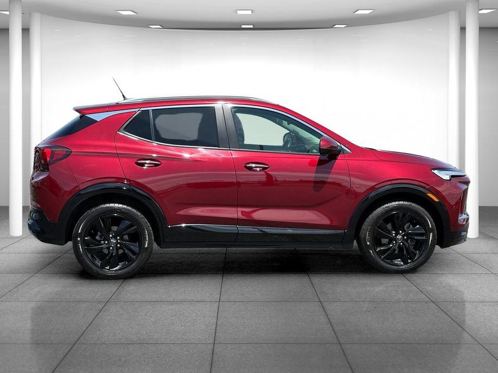 Used 2024 Buick Encore GX Sport Touring AWD/4WD image 8