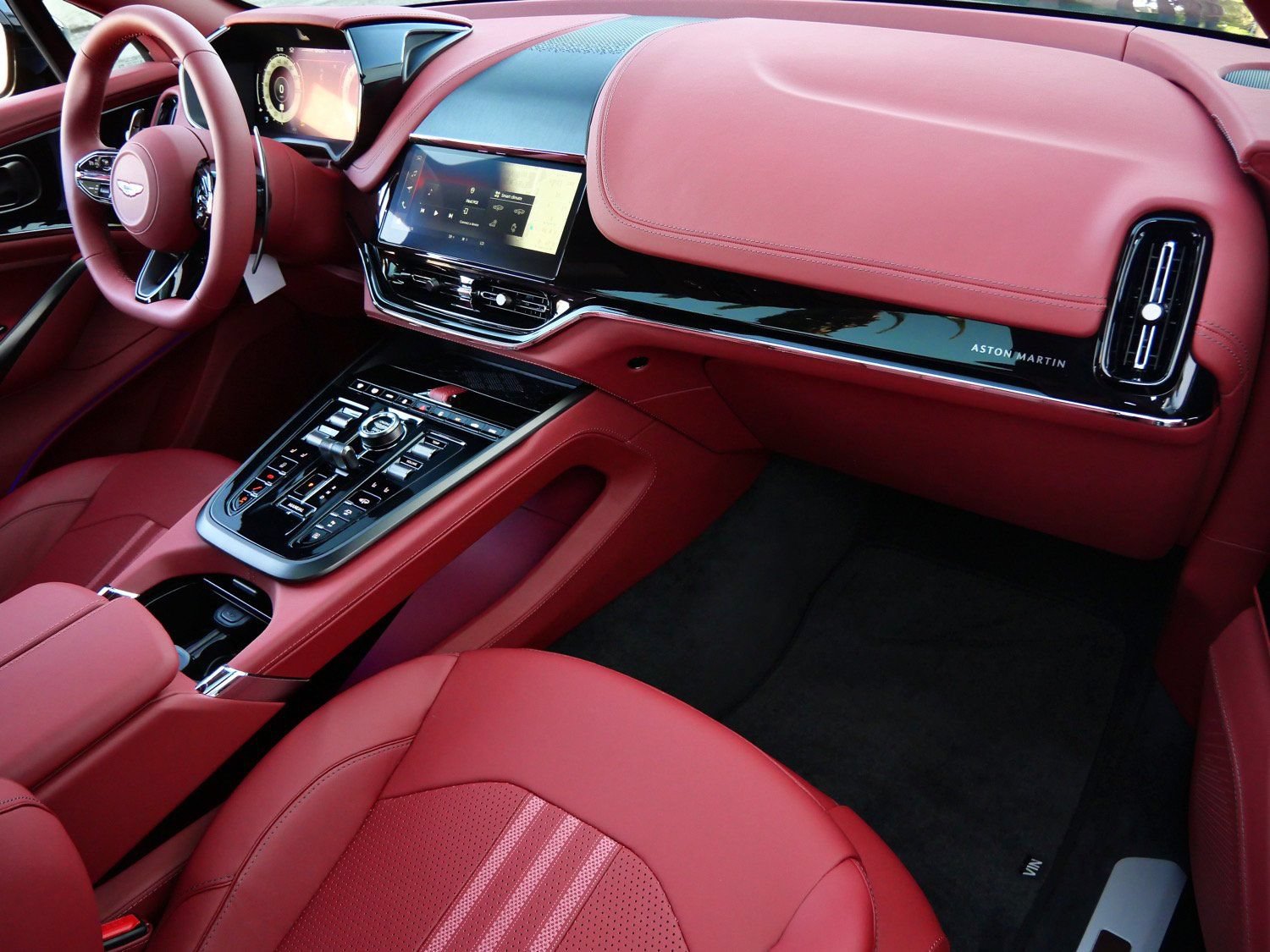 New 2026 Aston Martin DBX 707 AWD/4WD image 10
