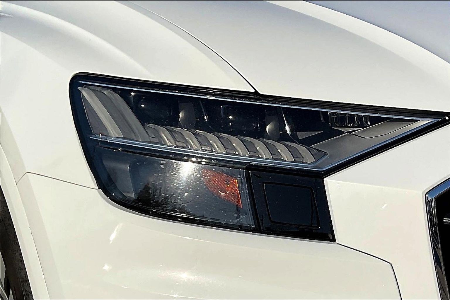 Used 2019 Audi Q8 Prestige image 34