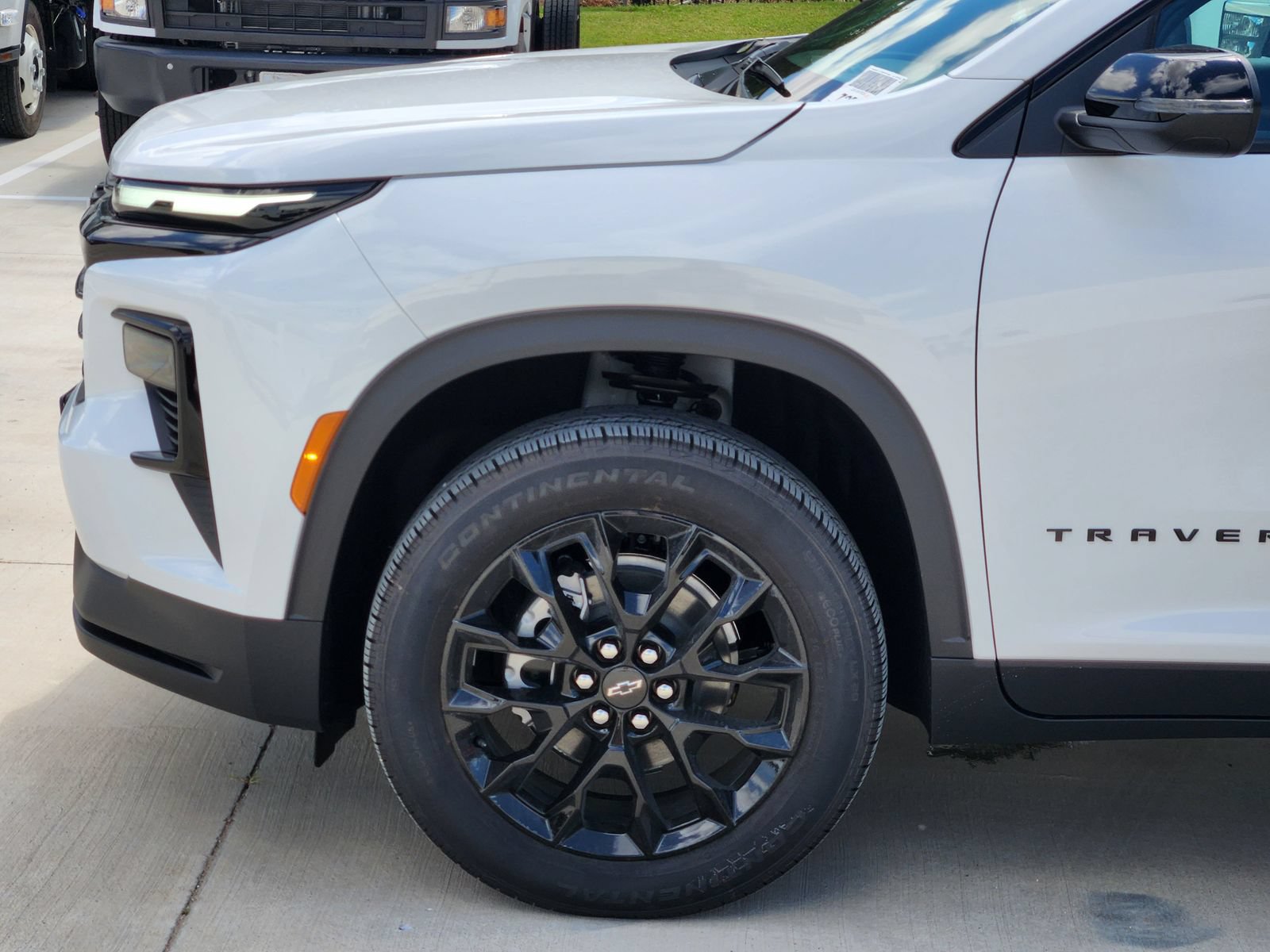 New 2026 Chevrolet Traverse LT w/ Midnight/Sport Edition FWD image 10