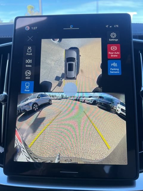 New 2026 Volvo XC90 B6 Plus w/ Protection Package Premier AWD/4WD image 15