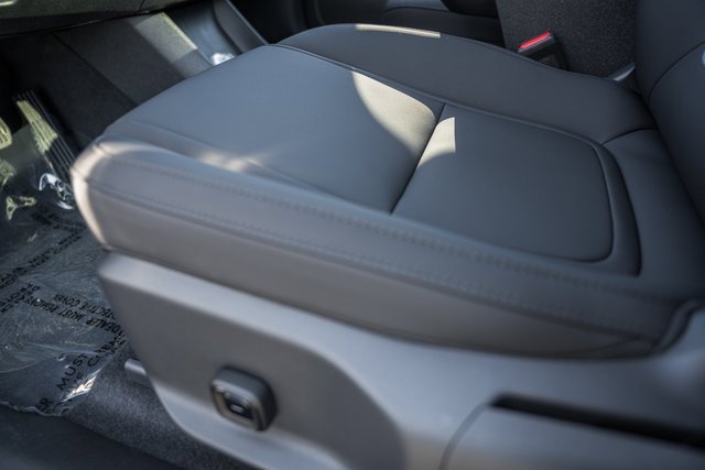 New 2026 Volvo EX30 Cross Country Ultra image 30